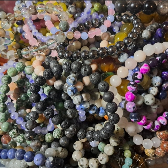 1 (One) Mystery Crystal Bracelet - Picture 6 of 8